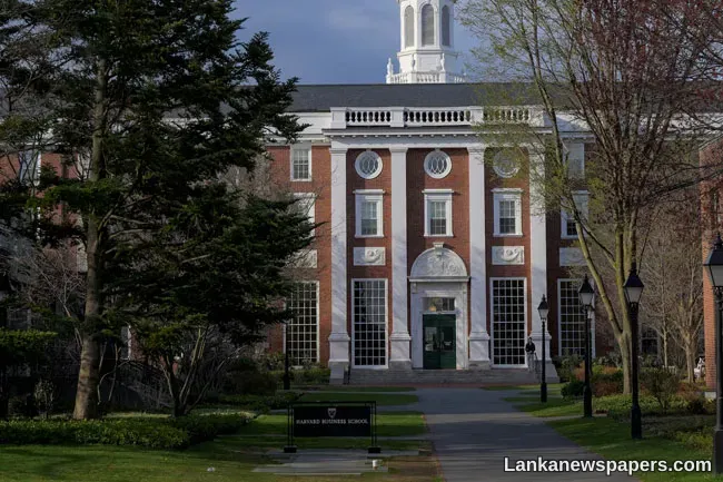 LNP - Trump administration bars Harvard from enrolling international students