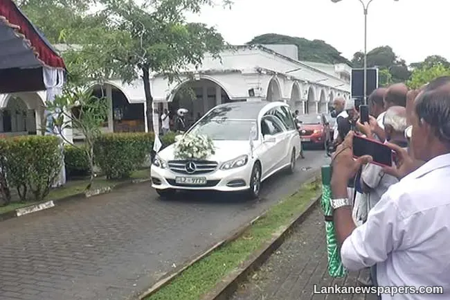 LNP - Malini Fonseka’s remains brought to National Film Corporation