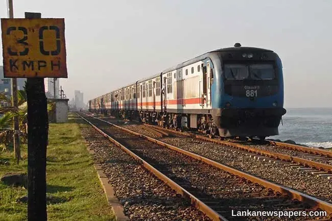 LNP - Trains along coastal line delayed