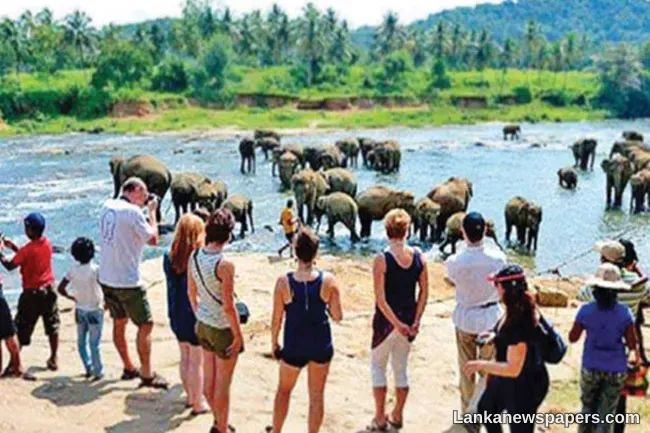 LNP - June tourist arrivals surpass 100,000