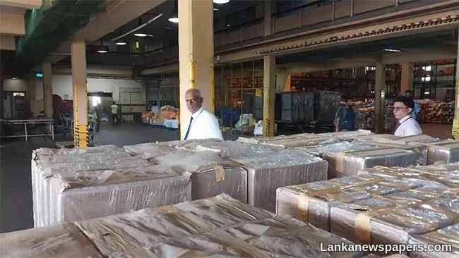 LNP - Rs. 50 mln worth foreign cigarettes seized in largest-ever smuggling attempt at BIA