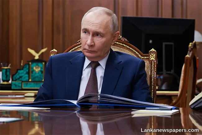 Putin warns of regional conflict in calls with gulf leaders