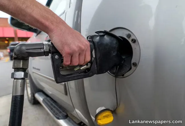 US gasoline crosses $3 per gallon mark in test of Trump s Iran war