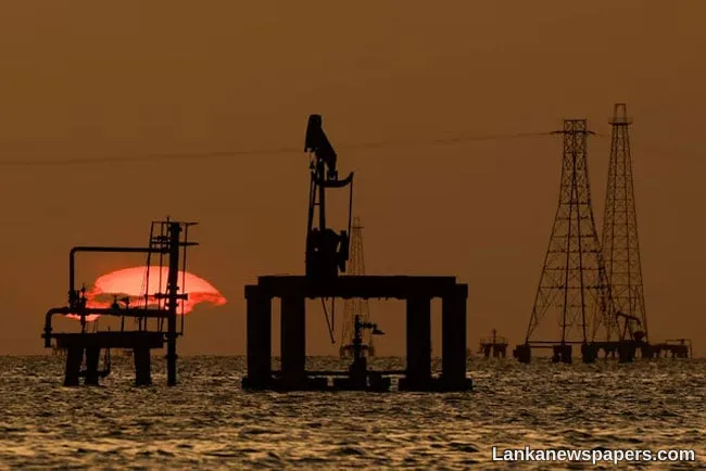 Oil prices rise 1% as Iran crisis disrupts Middle East supply