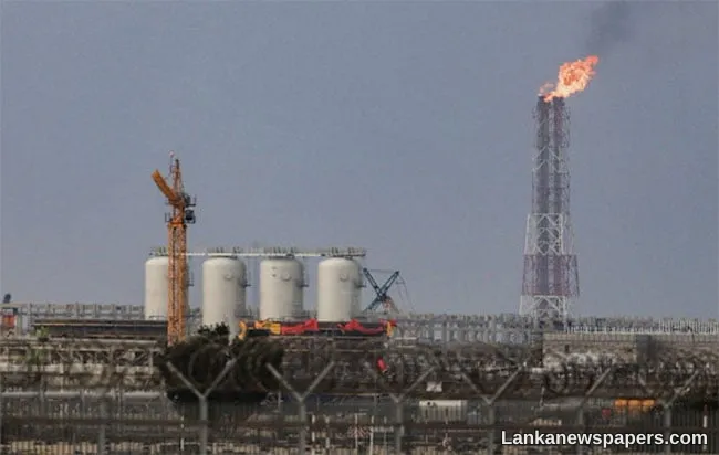 Oil price at two-year high after Qatar warns all Gulf production could stop within days