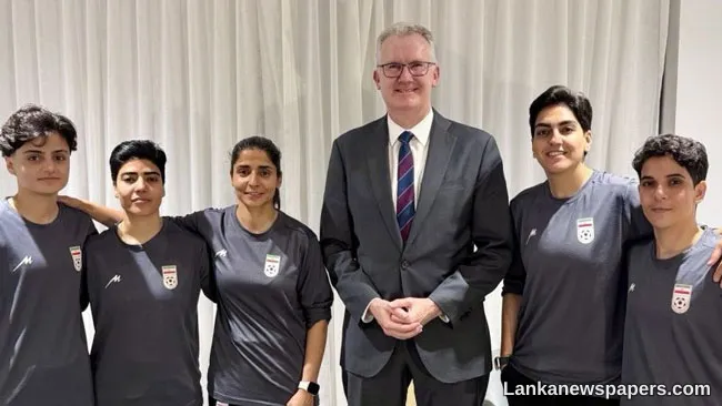 Five Iranian women s soccer players granted humanitarian visas in Australia