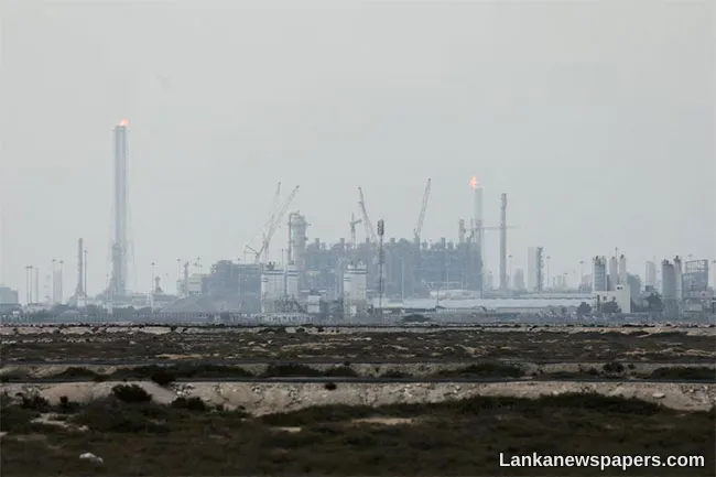 Iran intensifies attacks on oil and gas facilities in Gulf after Israeli strike on key gas field