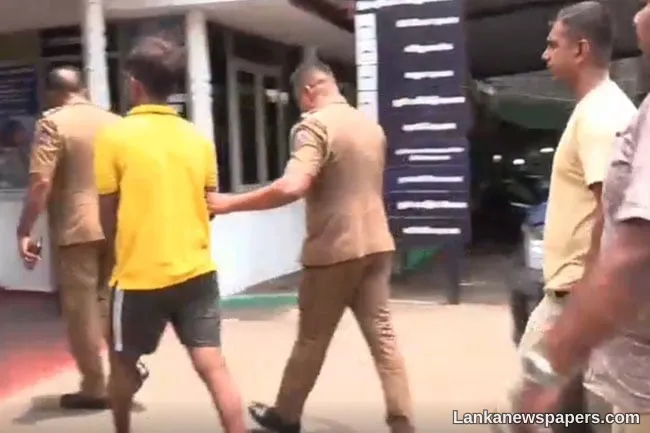 Suspect known as Walpola Lala nabbed with Ice and sharp weapons