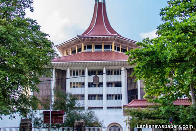 Govt halts divestment of eight major SOEs, SC informed