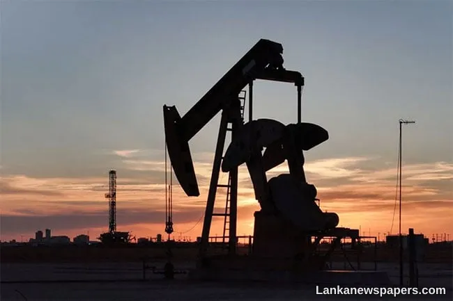 Oil prices extend sharp decline as diplomacy hopes cool fears over Hormuz