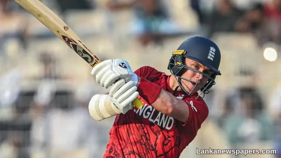 ‘Disappointing’ – Sangakkara on Sam Curran turning out for Surrey with IPL still on