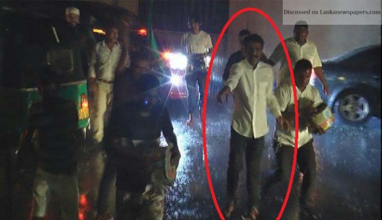 Which UNP politician lead the mob that surrounded MTV/MBC HQ