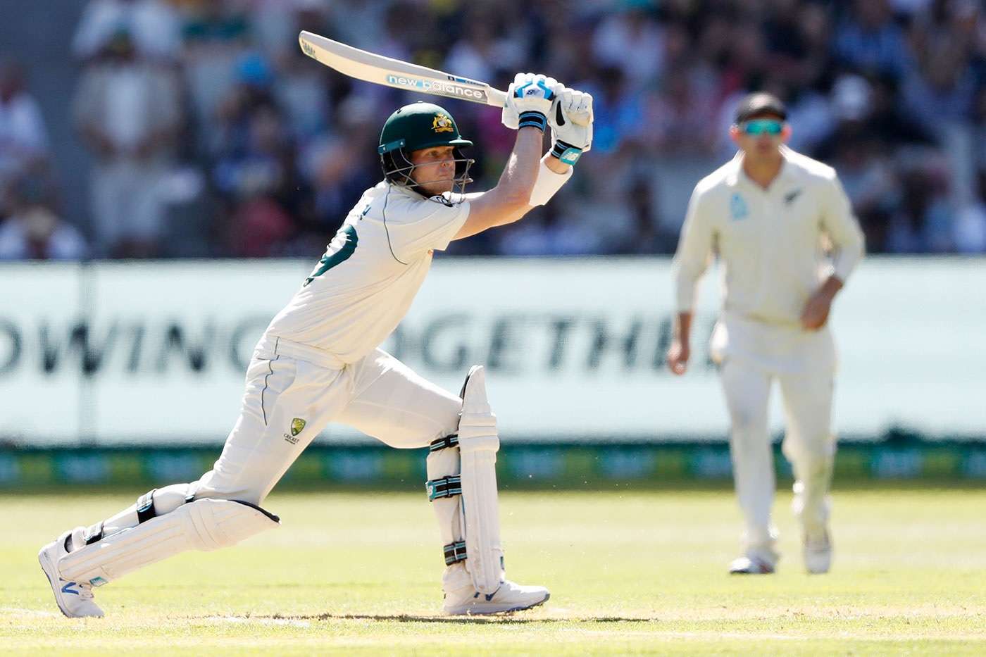Super Smith hands Australia Boxing Day edge
