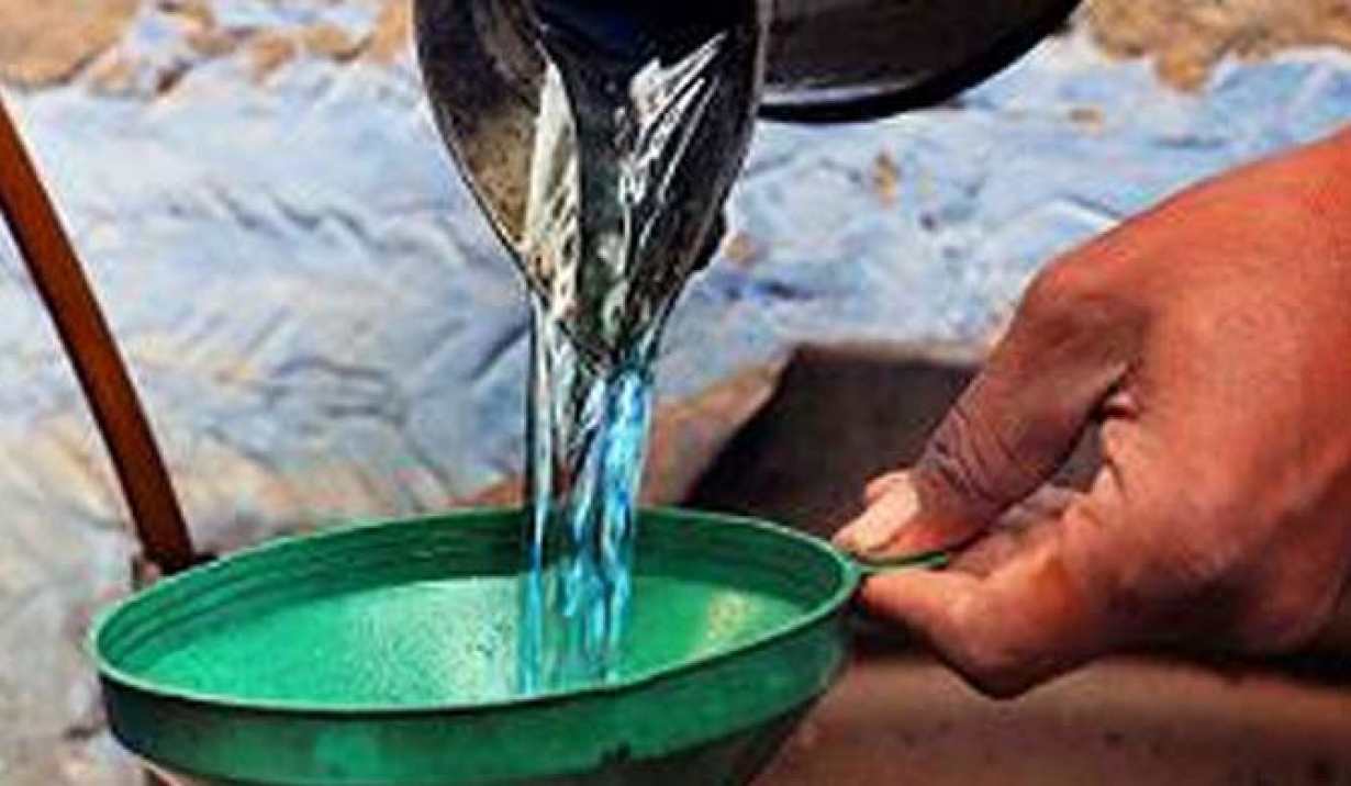 Lengthy queues for kerosene