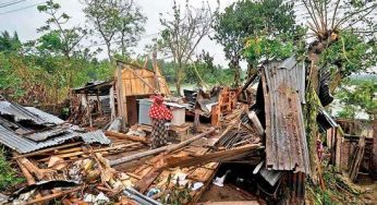 Cyclone toll hits 84 as Bangladesh and India start mopping up