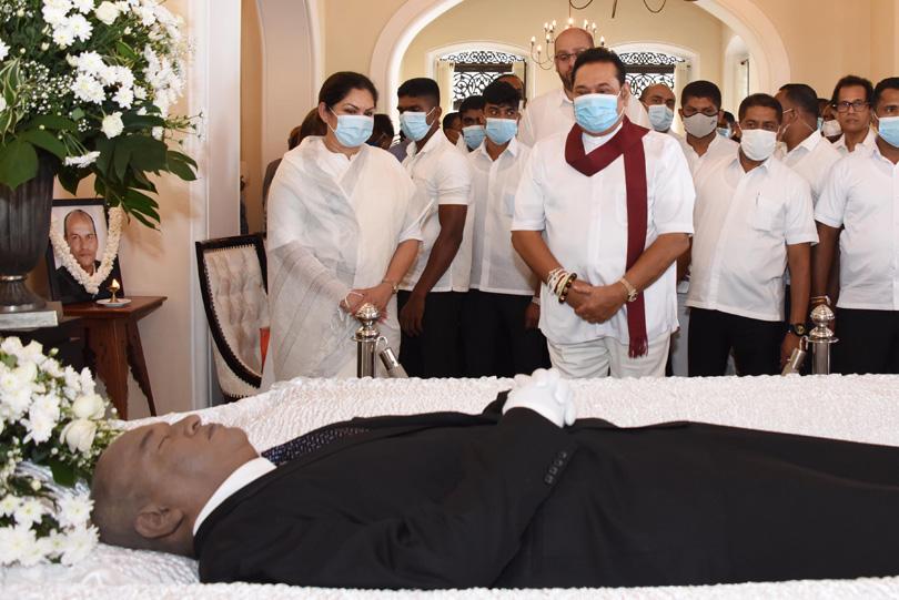 LNP-PM pays last respects to Athula