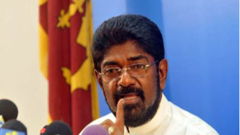 LNP – Keheliya doubts Teachers’ protest a deliberate attempt to spread virus