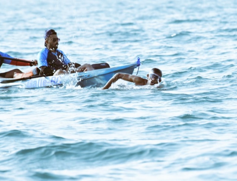 LNP – SLAF swimmer sets new Asian record swimming across Palk Strait