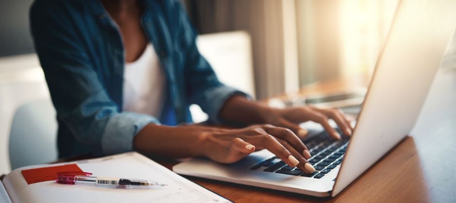 LNP – Court issues Enjoining Order preventing wife from accessing husband’s computer