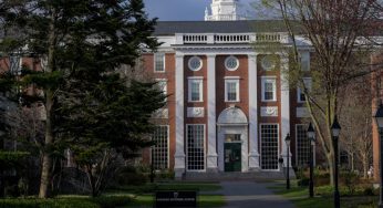 LNP – Trump administration bars Harvard from enrolling international students